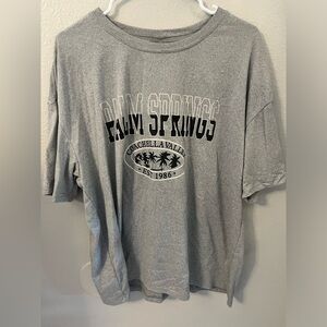 Grey graphic tee